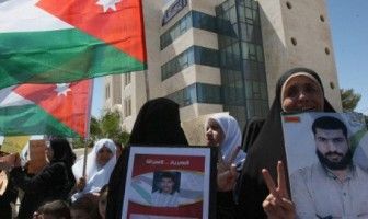 Jordanian Prisoners in Zionist Jails Continue Hunger Strike,